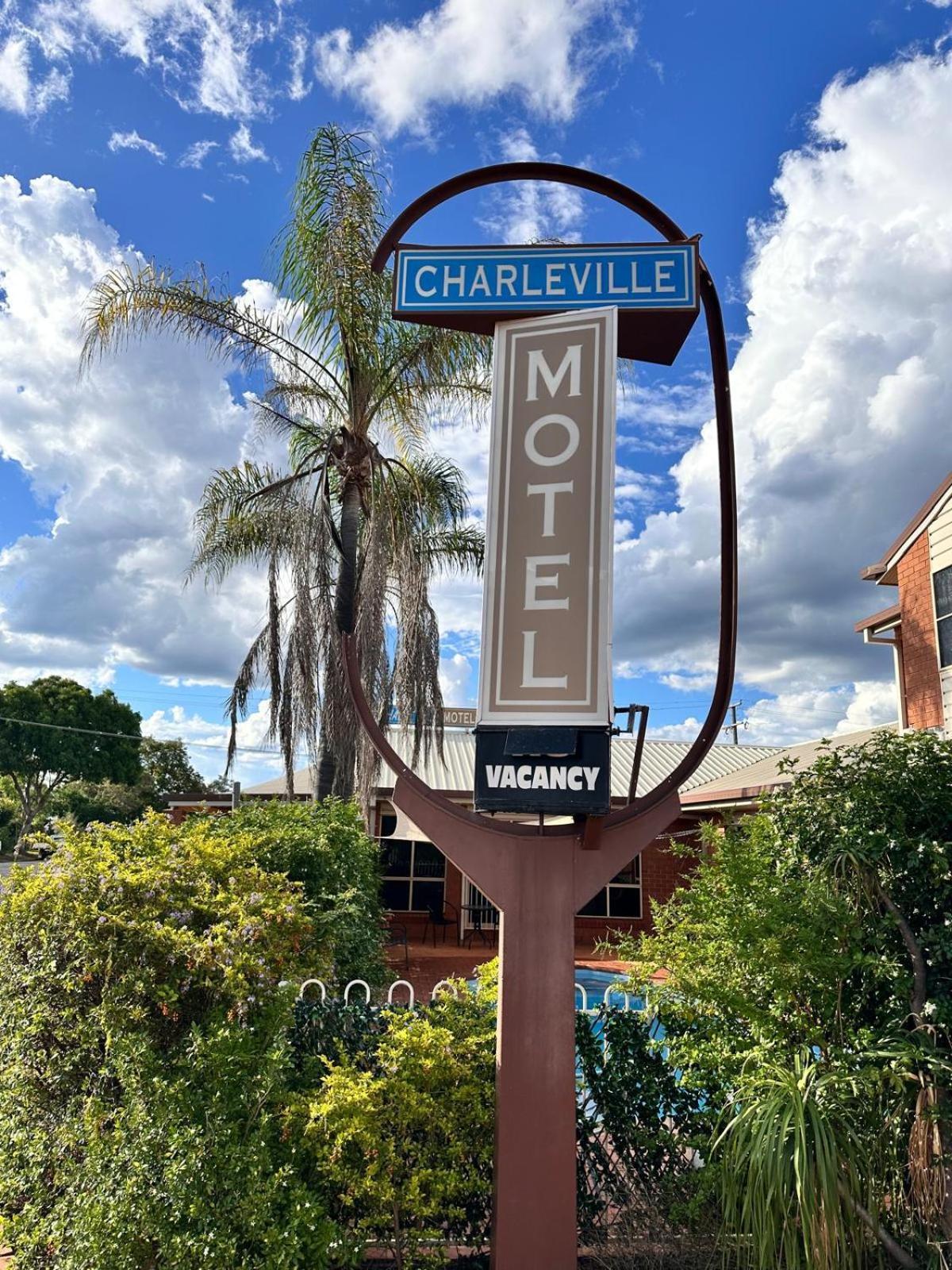 Charleville Motel Exterior foto